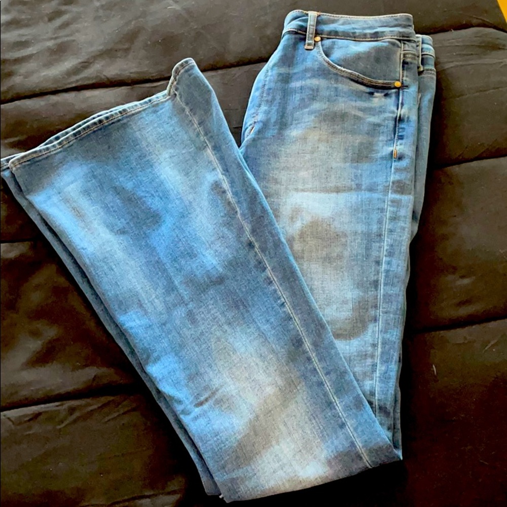 Jeans “Articles of Society”